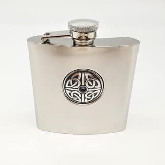 Flachmann keltisches Muster schwarzer Zierstein