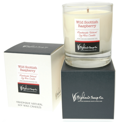 Highland Soap Company Wild Scottish Raspberry Sojawachskerze