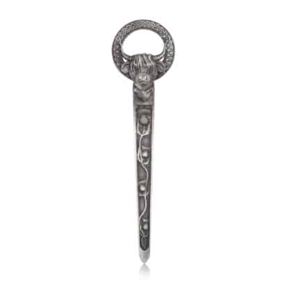 Braemar Kilt Pin Highland Cow matt